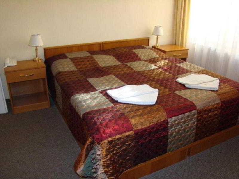 Hotel Saint Petersburg Карлови Вари Екстериор снимка